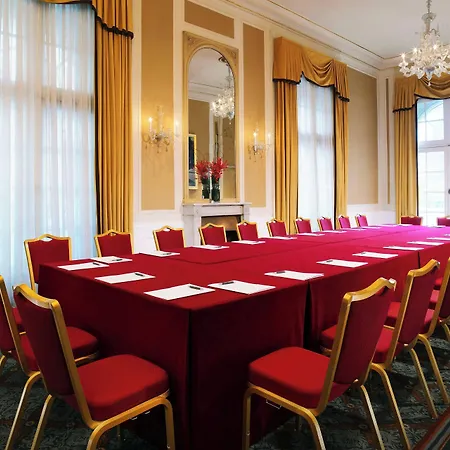 The Westin Excelsior, Szálloda 5*