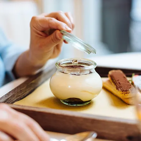 The Westin Excelsior, Hotell 5*